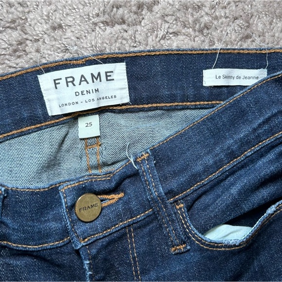 Frame Le Skinny de Jeanne dark blue distressed jeans (25) - Picture 6 of 8